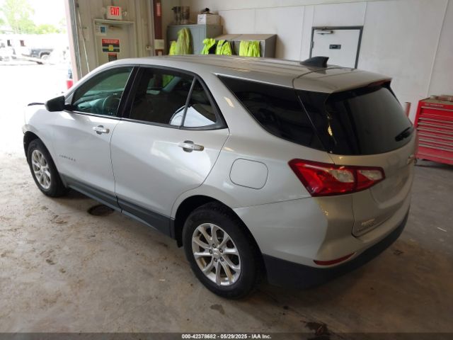2019 CHEVROLET EQUINOX 3GNAXSEV8KS543356 Photo 2