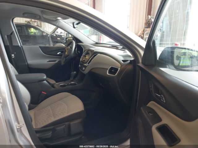 2019 CHEVROLET EQUINOX 3GNAXSEV8KS543356 Photo 4