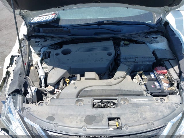 1N4AL3AP0HN330976 Nissan 2017