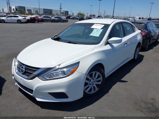 1N4AL3AP0HN330976 Nissan 2017