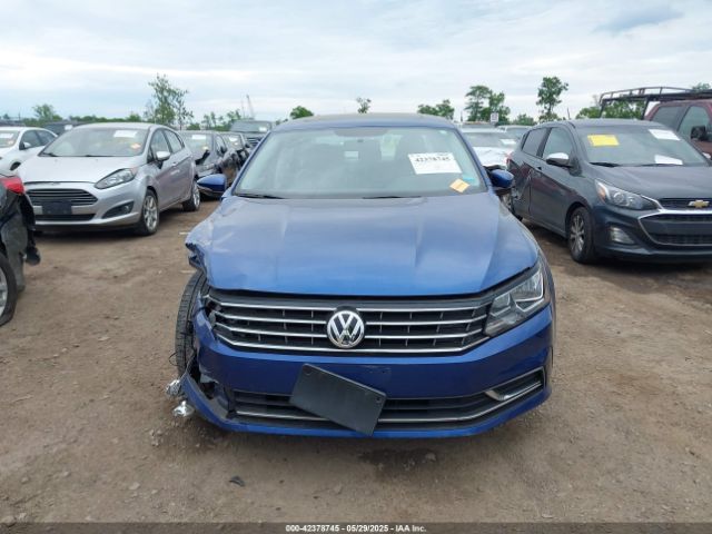 1VWBT7A38HC052307 Volkswagen Passat 1.8t Se