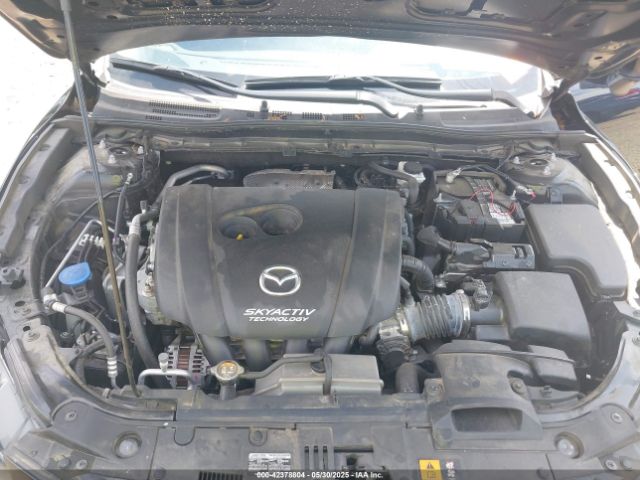 2018 MAZDA MAZDA3 3MZBN1V33JM247950 Photo 9
