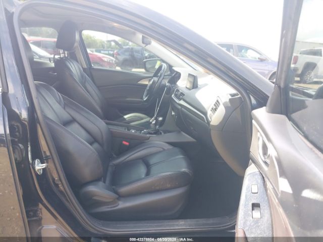 2018 MAZDA MAZDA3 3MZBN1V33JM247950 Photo 4