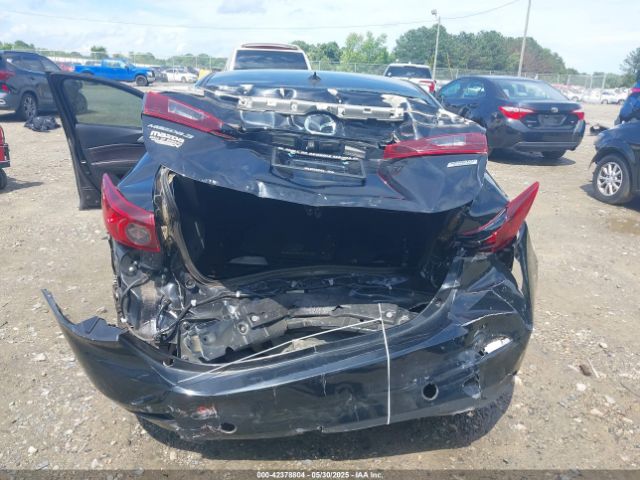 2018 MAZDA MAZDA3 3MZBN1V33JM247950 Photo 5