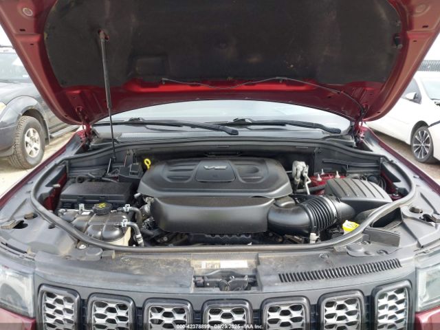 2018 JEEP GRAND CHEROKEE 1C4RJEAGXJC281236 Photo 9