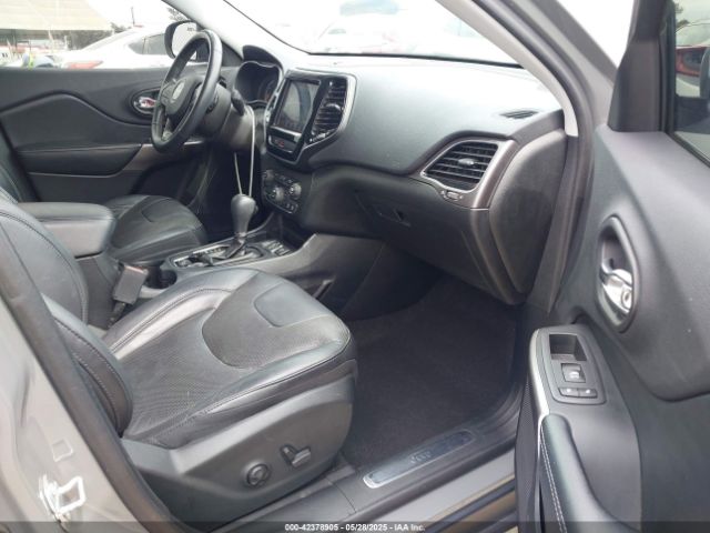 1C4PJLDB4KD365690 Jeep 2019