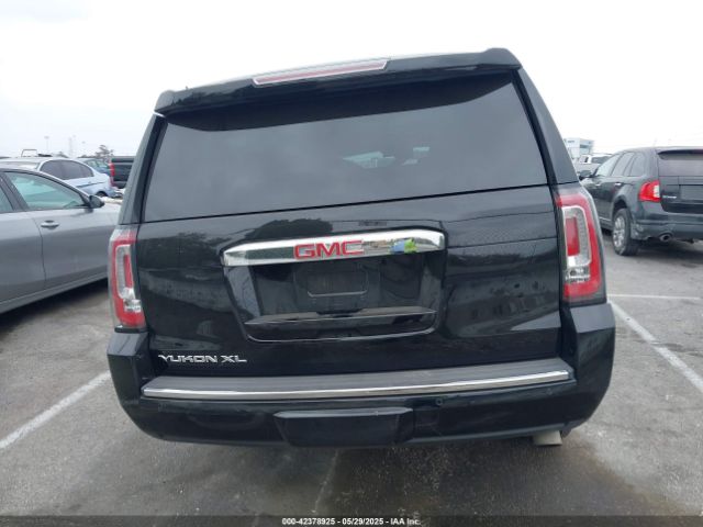 1GKS2HKJ9JR232833 GMC YUKON XL DENALI