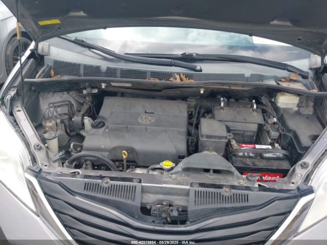 5TDKK3DC8ES516801 Toyota Sienna Le V6 8 Passenger