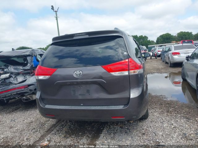 5TDKK3DC8ES516801 Toyota Sienna Le V6 8 Passenger