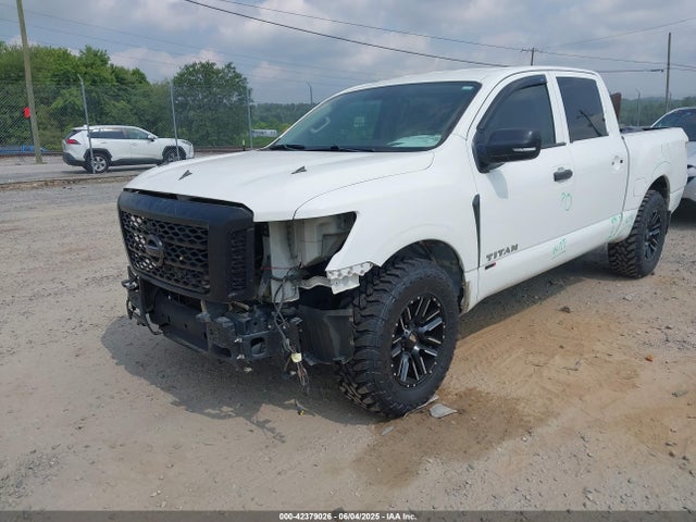 1N6AA1EJ4JN532488 Nissan 2018