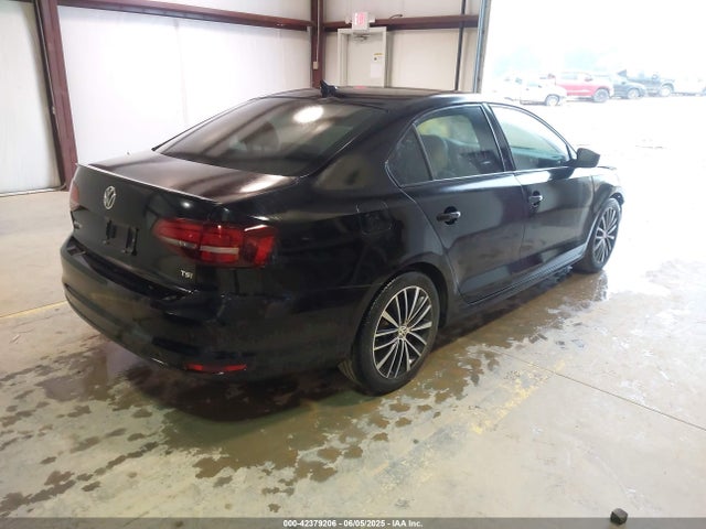 3VWD17AJ9GM265454 Volkswagen 1.8t
