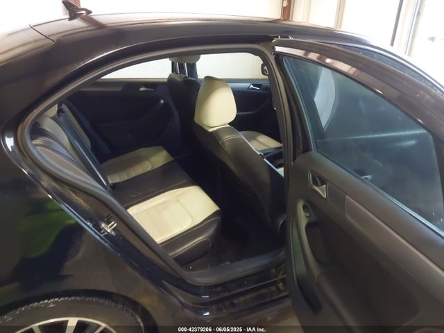 3VWD17AJ9GM265454 Volkswagen 1.8t