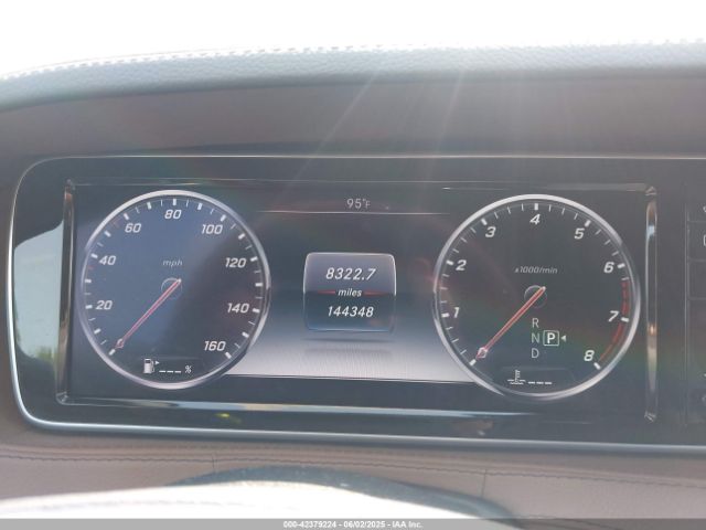 2015 MERCEDES-BENZ S 550 WDDUG8CB9FA074227 Photo 6
