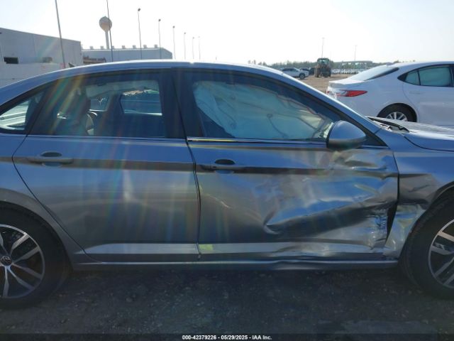 3VW7X7BU2SM061754 Volkswagen Jetta 1.5t Se