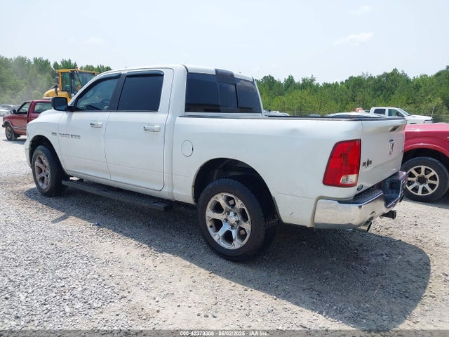 2011 RAM 1500 1D7RV1CT8BS618832 Photo 2