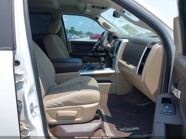 2011 RAM 1500 1D7RV1CT8BS618832 Photo 4