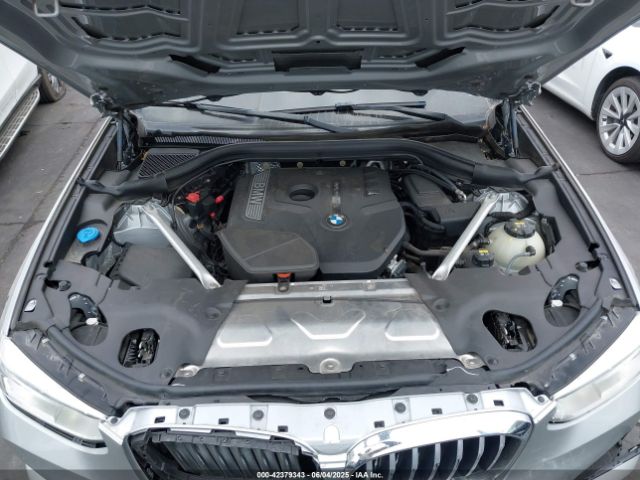2018 BMW X3 5UXTR9C52JLD68860 Photo 9