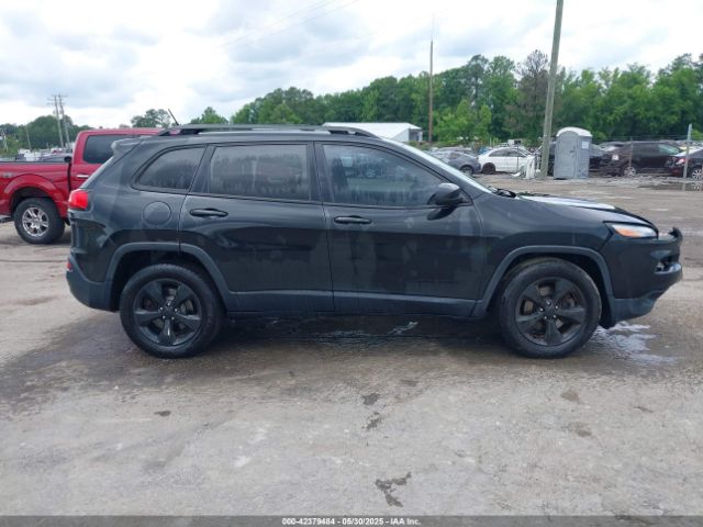 1C4PJMCS0FW750570 Jeep Cherokee Latitude