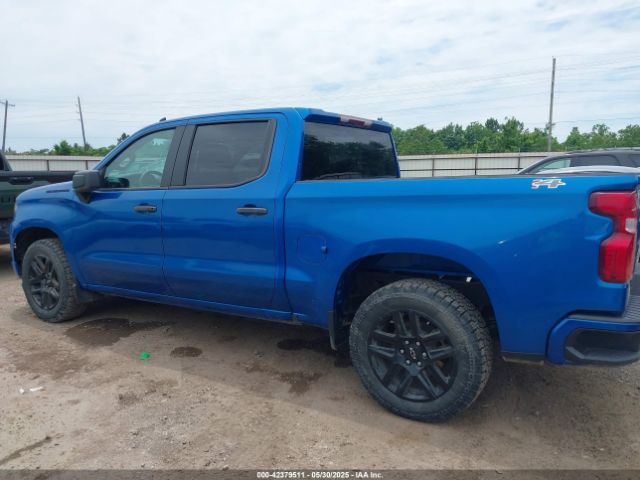 3GCPDBEKXNG529077 Chevrolet Silverado 1500 4wd  Short Bed Custom