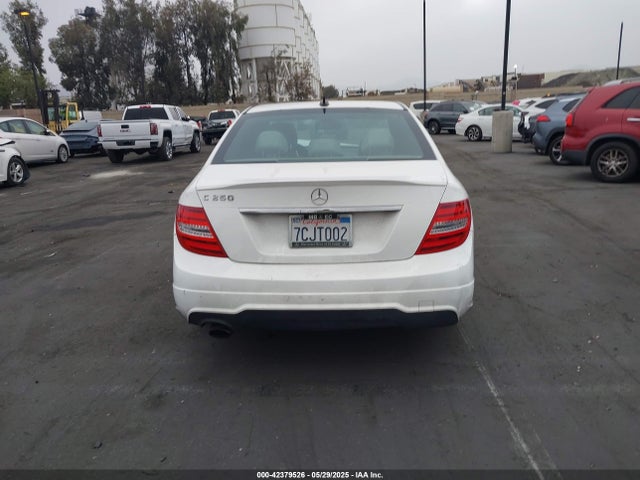 WDDGF4HB7EA908236 Mercedes-Benz C-Class