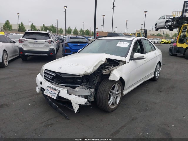 WDDGF4HB7EA908236 Mercedes-Benz C-Class