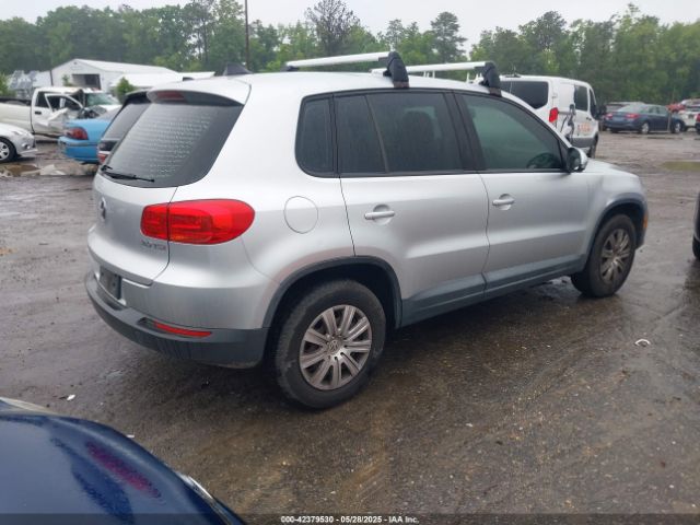 WVGCV3AX7EW529179 Volkswagen Tiguan