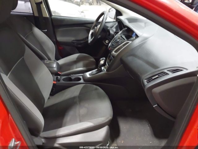 1FADP3K26EL248634 Ford FOCUS SE