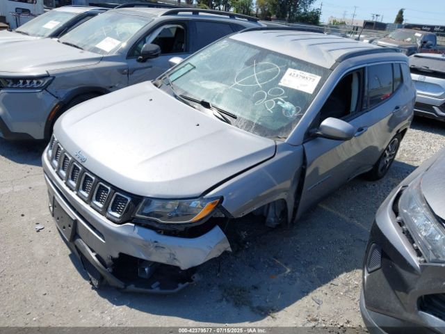 2018 JEEP COMPASS 3C4NJCBBXJT102753 Photo 1
