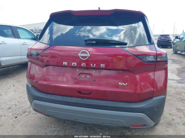 5N1BT3BA8PC930823 Nissan Rogue Sv Fwd