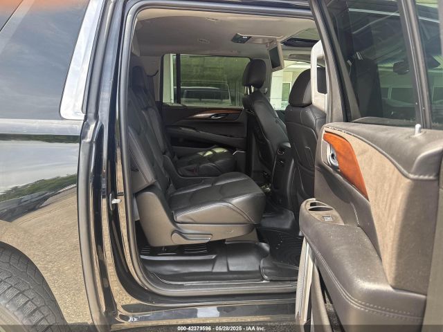 1GYS4JKJ9GR127452 Cadillac Escalade Esv Premium
