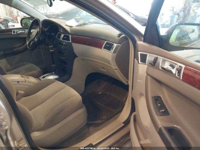 2004 CHRYSLER PACIFICA 2C8GM68464R552285 Photo 4
