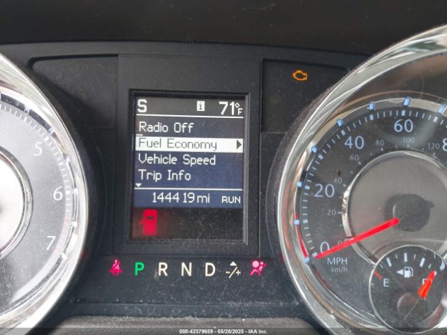 2C4RC1CG4ER168847 Chrysler Town & Country Touring-l
