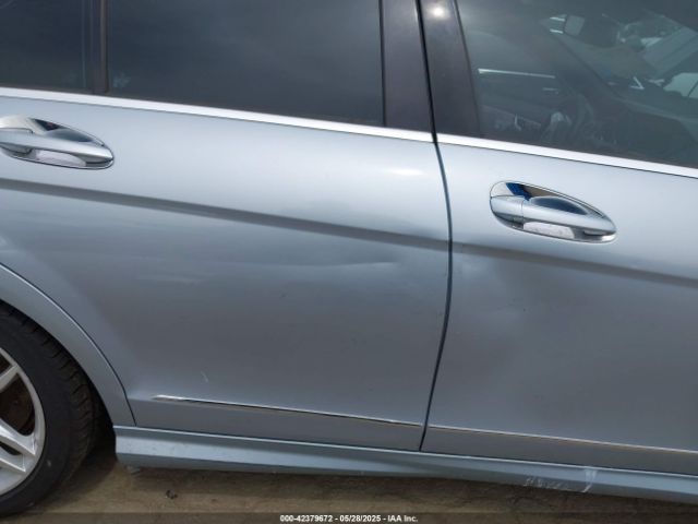 2013 MERCEDES-BENZ C 250 WDDGF4HBXDR242506 Photo 5