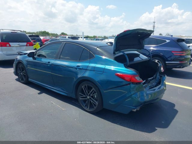 2025 TOYOTA CAMRY 4T1DAACK3SU008120 Photo 2
