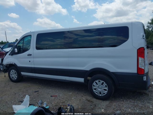 1FBAX2Y8XPKA68850 Ford Transit-350 Passenger Van Xlt