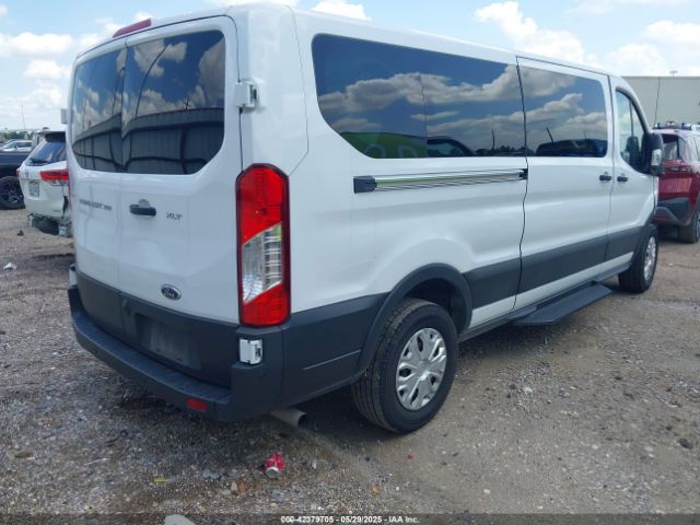 1FBAX2Y8XPKA68850 Ford Transit-350 Passenger Van Xlt