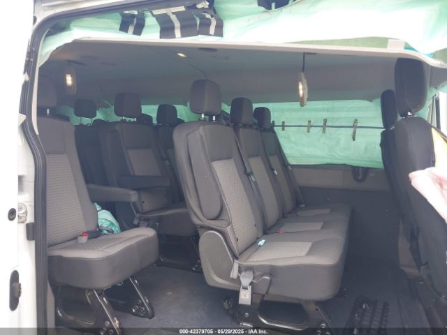 1FBAX2Y8XPKA68850 Ford Transit-350 Passenger Van Xlt
