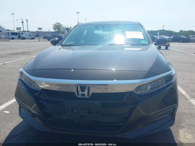 1HGCV1F15JA118000 Honda ACCORD LX