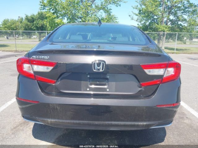 1HGCV1F15JA118000 Honda ACCORD LX