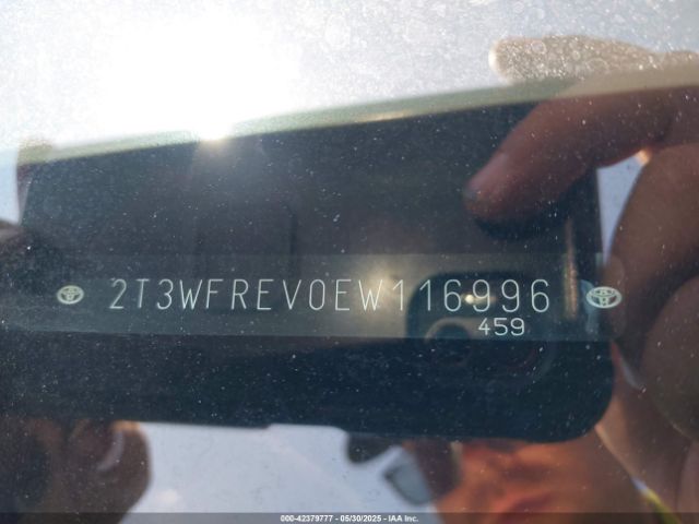 2T3WFREV0EW116996 Toyota Rav4 Xle