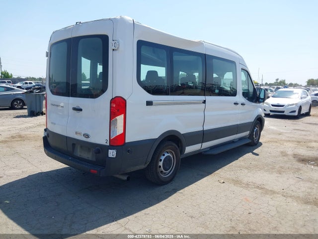 Ford 2023 2023 1FBAX2CG7PKC04821 Image 4