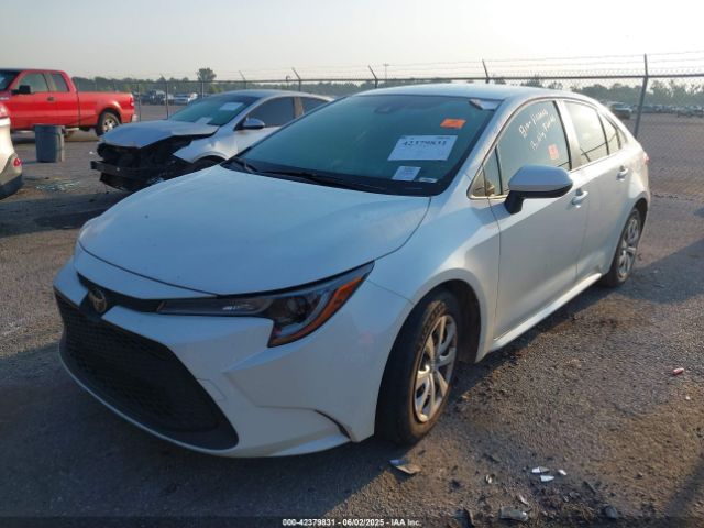 JTDEPMAE1MJ155529 Toyota COROLLA LE