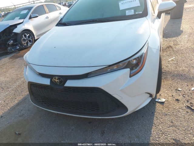 JTDEPMAE1MJ155529 Toyota COROLLA LE