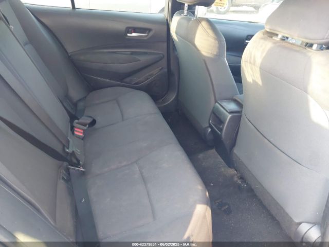 JTDEPMAE1MJ155529 Toyota COROLLA LE