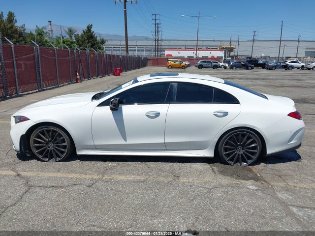 W1K2J5JB1LA075622 Mercedes-Benz m256