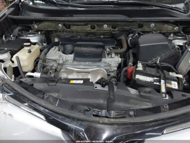 JTMRFREV6JJ248876 Toyota Rav4 Xle