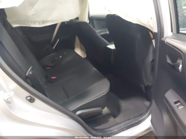 JTMRFREV6JJ248876 Toyota Rav4 Xle
