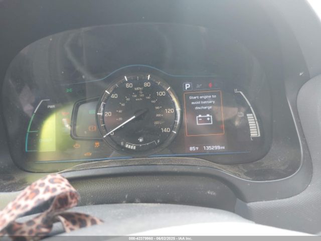2019 HYUNDAI IONIQ HYBRID KMHC65LC5KU174538 Photo 6