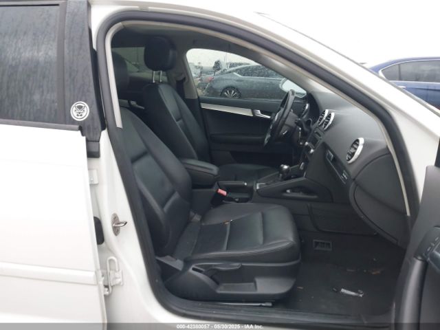 2012 AUDI A3 WAUKJAFM6CA109175 Photo 4