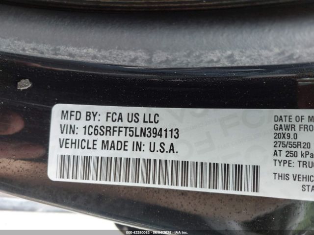 1C6SRFFT5LN394113 RAM 1500 Big Horn  4x4 5'7 Box